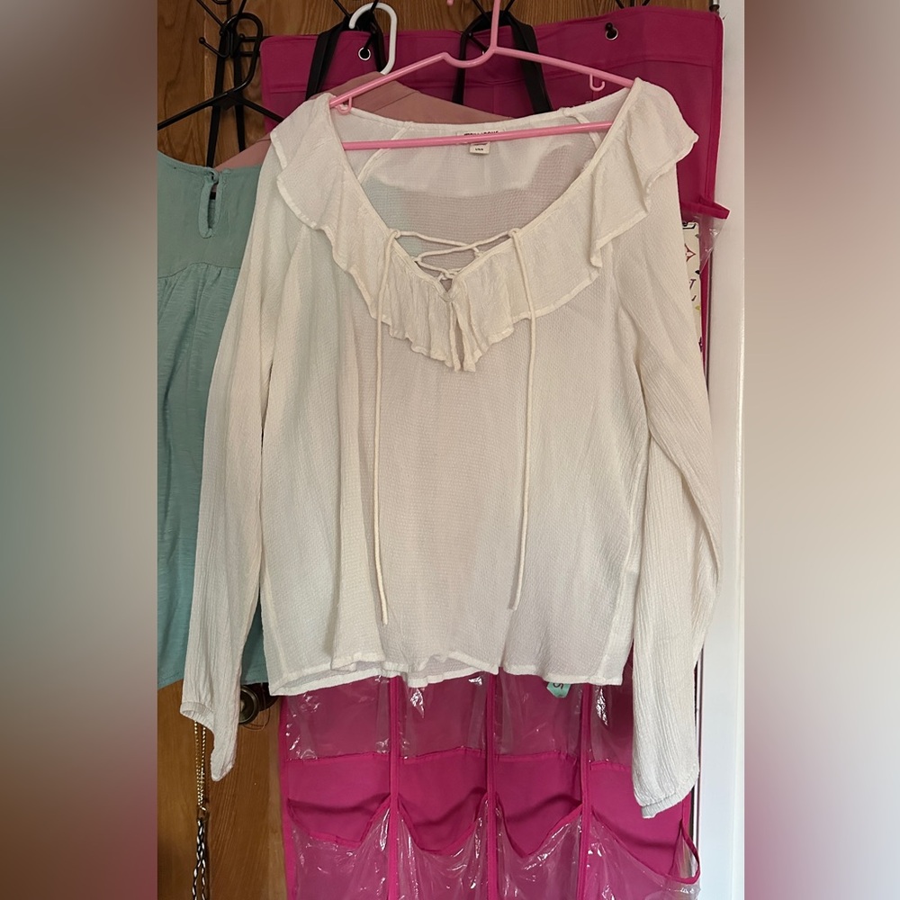 Billabong White Ruffle Top size L